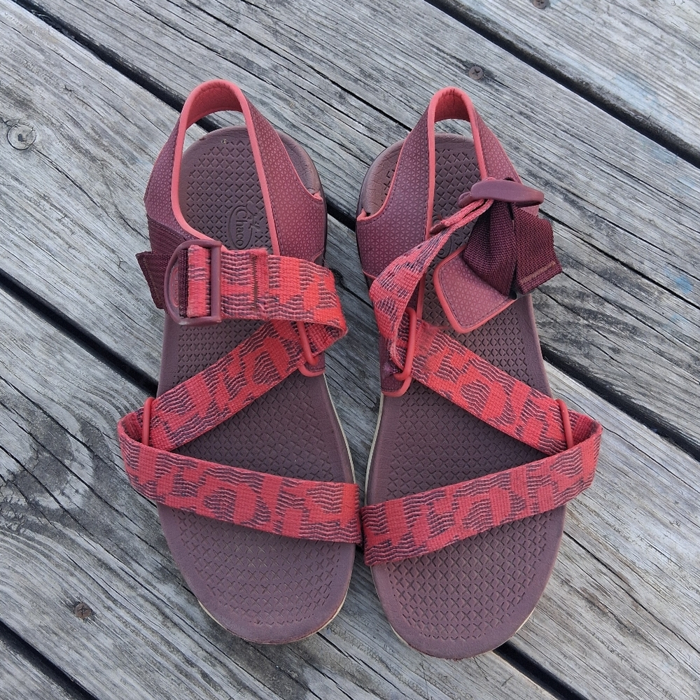 Chaco Confluence Grenadine Sandals  Women’s Size 9 Red Maroon Hiking